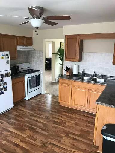 Main picture of 9730 Ravinia Ct