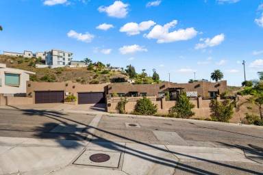 Main picture of 300 N Kalorama St