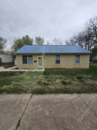 Main picture of 401 Cypress Ave