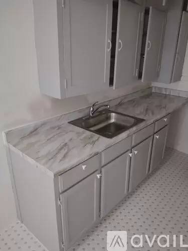 Main picture of 517 S Rampart Blvd