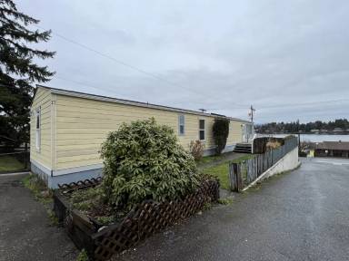 Main picture of 100 S Davies Rd