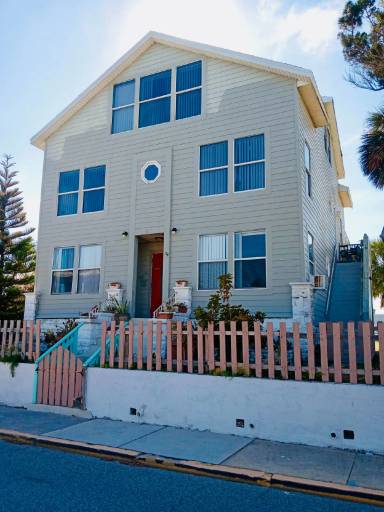 Main picture of 30 S Grandview Ave