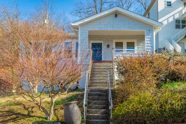 Main picture of 516 Moonhollow Ln