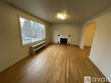 Main picture of 206 Eastwood Ave