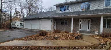 Main picture of 3615 Riverside Dr NE