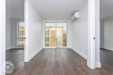Main picture of 495 Saint Johns Pl
