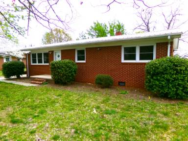 Main picture of 801 Anderson Rd