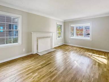 Main picture of 2444 Madison Ave SE