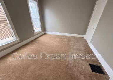 Main picture of 411 W Williams St