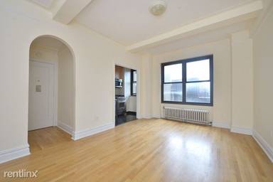 Main picture of 166 E 2nd St