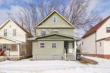 Main picture of 3568 W 63rd St