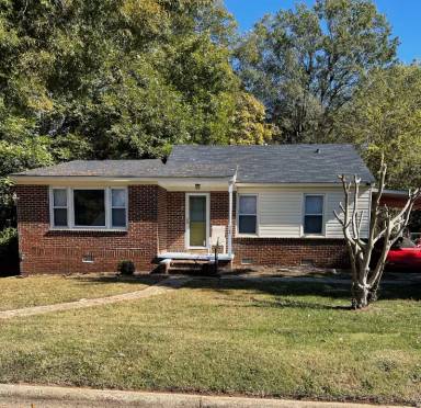 Main picture of 716 Wilson Rd