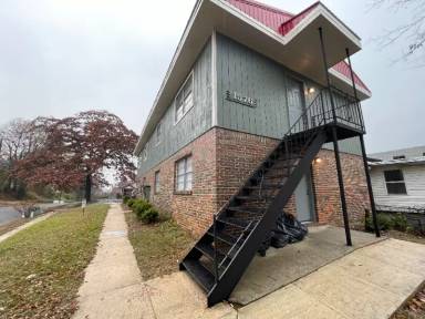 Main picture of 1576 20th St N