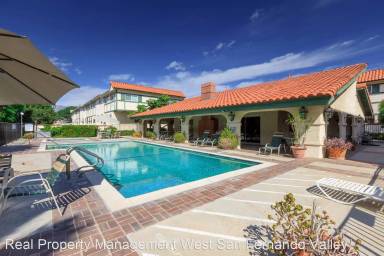 Main picture of 10030 Owensmouth Ave