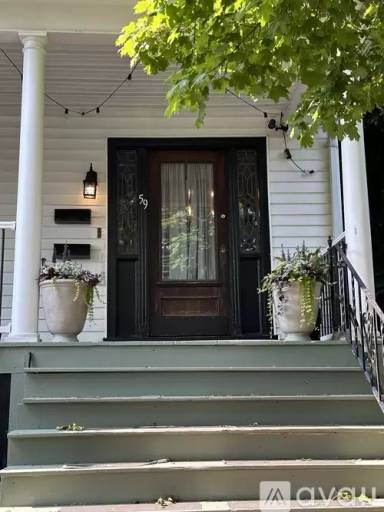 Main picture of 75 Inwood Pl