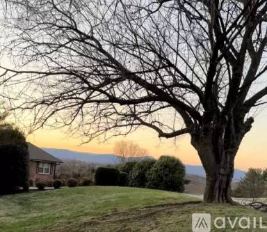Main picture of 5 Breezewood Cir