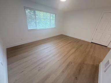 Main picture of 1619 127th Ave NE