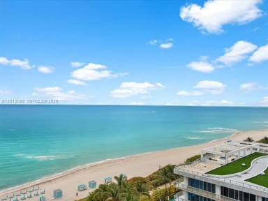 Main picture of Carillon Condo Miami Beach