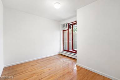 Main picture of 516 E 11th St Apartments