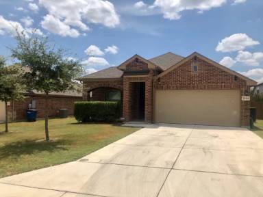 Main picture of 2109 Dove Crossing Dr