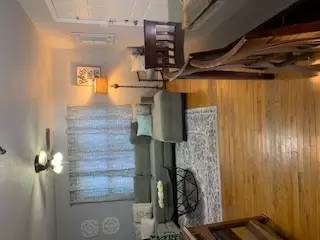 Main picture of 130 W Comay Cir