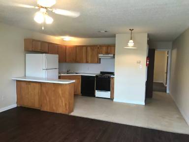 Main picture of 108 Jennifer Ln