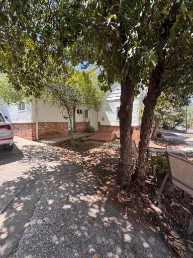 Main picture of 148 Agard St