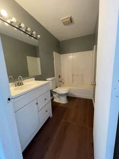 Main picture of 8445 S Gilbert Ct