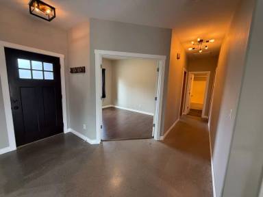 Main picture of 61158 Brookhollow Dr