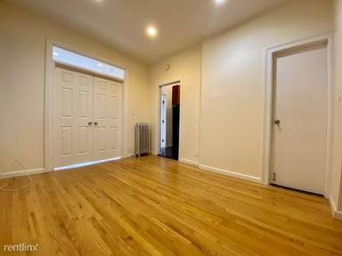 Main picture of 231 E 12th St