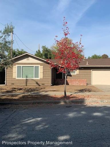 Main picture of 2003 Rosswood Dr