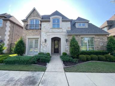 Main picture of 1605 Le Mans Ln