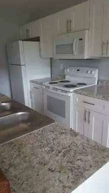 Main picture of 805 W Tiffany Dr