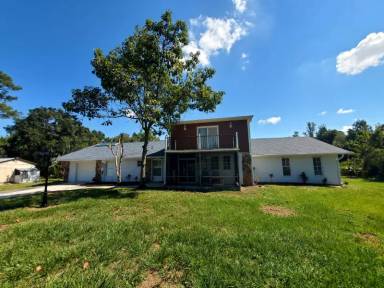 Main picture of 2151 N Goodman Rd