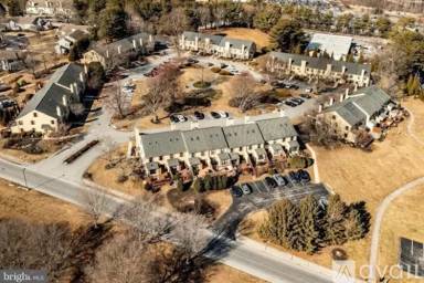 Main picture of 313 McIntosh Rd