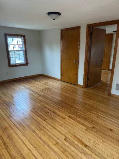 Main picture of 1520 Robbins Ave