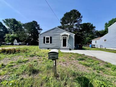 Main picture of 2610 Omar St