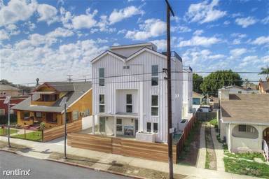 Main picture of 4177 S Normandie Ave