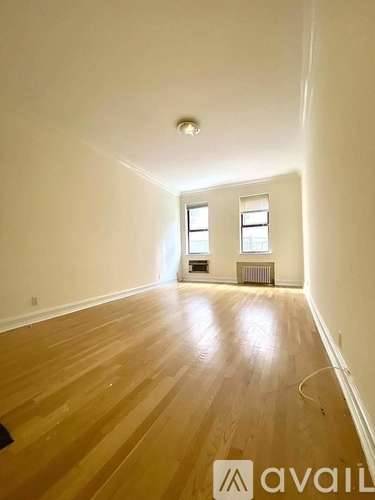 Main picture of 148 W 68th St