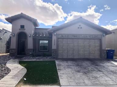 Main picture of 14501 Smokey Point Dr