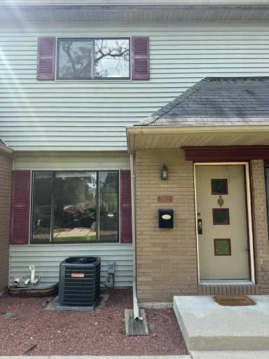 Main picture of 5900 Anthony Pl