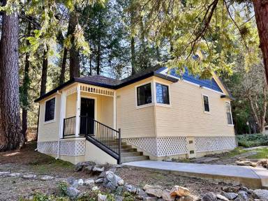 Main picture of 10529 Boulder St