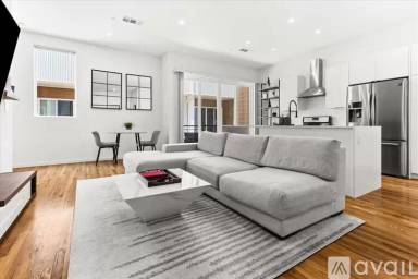 Main picture of 3816 San Jacinto St