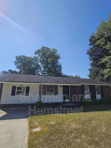 Main picture of 2025 Fernwood Cir