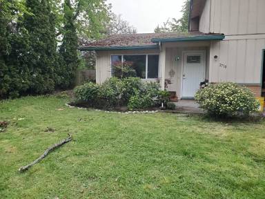 Main picture of 2710 Chuckanut St