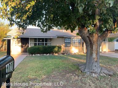 Main picture of 1020 N Gilbert Ave