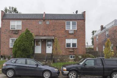 Main picture of 5901 Houghton St