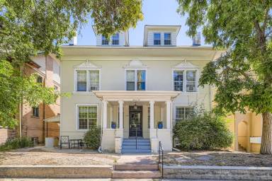 Main picture of 1110 N Clarkson St