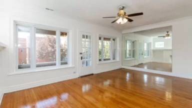 Main picture of 7957 S Green St