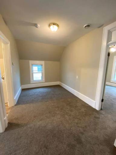 Main picture of 417 7th St NW